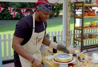 Bake Off: Viewers call KSI’s baking disaster on celebrity special ‘TV moment of the year’ - www.msn.com