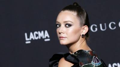 Billie Lourd Joins George Clooney, Julia Roberts in 'Ticket to Paradise' for Universal - www.hollywoodreporter.com - county Roberts