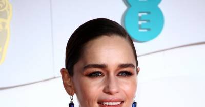 Emilia Clarke once told to get fillers to 'have her face back' at 28 - www.wonderwall.com - Britain