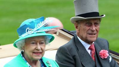 Will Queen Elizabeth Step Down After Prince Philip’s Death? Here’s Where She Stands - stylecaster.com - Indiana - county Charles - city Elizabeth