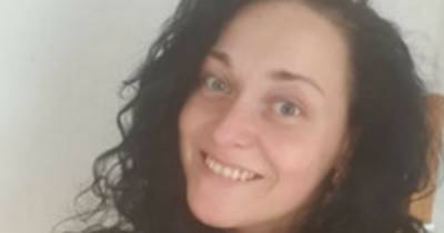Tributes paid to the 'happiest, loudest person in the room' after young Scots mum dies of bowel cancer - www.dailyrecord.co.uk - Scotland