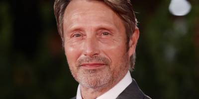 Mads Mikkelsen Joins the Cast of 'Indiana Jones 5'! - www.justjared.com - Indiana - county Harrison - county Ford
