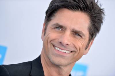 John Stamos Was ‘Disappointed’ That The Olsen Twins Didn’t Cameo In ‘Fuller House’ - etcanada.com