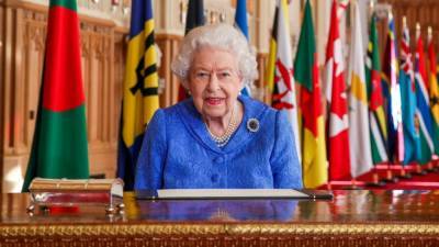 Queen Elizabeth Turns 95: Inside Her Unprecedented 68th Year of Reign - www.etonline.com - Britain