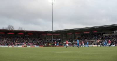 Tickets to friendly match between Bury AFC and FC United sell out in less than 24 hours - www.manchestereveningnews.co.uk
