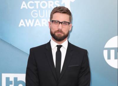 Dustin Milligan Had ‘Paper Towels Crammed Into His Armpits’ To Stop Sweating While Filming ‘Schitt’s Creek’ - etcanada.com - county Falls - county Rutherford