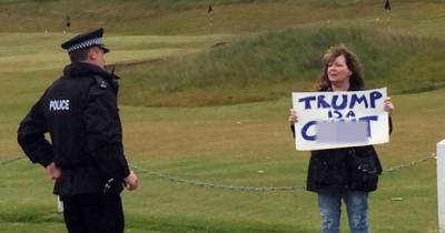 Janey Godley 'barred from America' after foul-mouthed Donald Trump sign - www.dailyrecord.co.uk - Scotland - USA - Florida