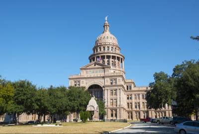 Bill to criminalize Doctors assisting Trans youth to transition passes Texas Senate - www.losangelesblade.com - Texas