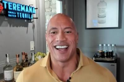 Dwayne Johnson Looks Back At Turning DownThe CFL To Follow In His Father’s Footsteps As A Pro Wrestler - etcanada.com - county Canadian