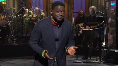 Daniel Kaluuya Compares Racism in England to Racism in the US in Biting 'Saturday Night Live' Monologue - www.etonline.com - Britain - USA