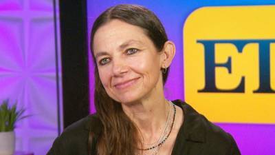 Justine Bateman on Aging in Hollywood and the Mistake of Googling Her Own Name (Exclusive) - www.etonline.com - Hollywood
