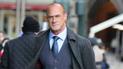 Christopher Meloni Jokes About Photo Of His Backside On ‘Law Order’ Set After Fans Go Wild Over It - hollywoodlife.com