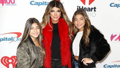 Teresa Giudice Her 4 Lookalike Daughters Stun in White Outfits For Gorgeous Family Pic - hollywoodlife.com - New Jersey