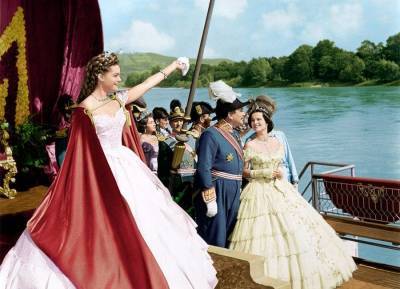 Netflix’ latest juicy royal drama The Empress is one to watch - evoke.ie - Austria