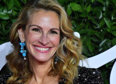 Julia Roberts will star in and co-produce Reese Witherspoon’s latest TV adaptation - evoke.ie