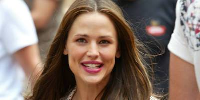 There's a '13 Going on 30' Easter Egg in Jennifer Garner's New Movie 'Yes Day' - Watch Now! - www.justjared.com