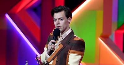 Brit Awards 2021: Harry Styles baffles fans as he accepts award with ‘American accent’ - www.ok.co.uk - Britain - USA