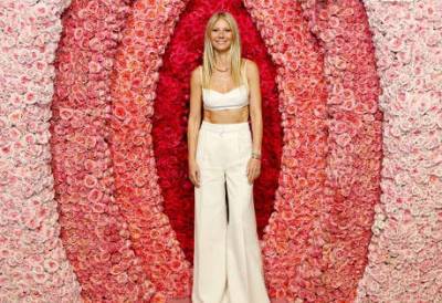 Only Gwyneth Paltrow could hit a lockdown low by eating bread - www.msn.com - Los Angeles