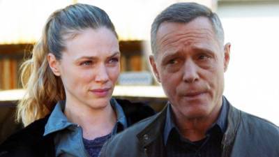 'Chicago P.D.' Sneak Peek: Voight Confronts Upton About Her Romance With Halstead (Exclusive) - www.etonline.com - Chicago