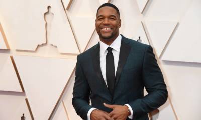 Michael Strahan has some fans worried with scary-looking photo - hellomagazine.com