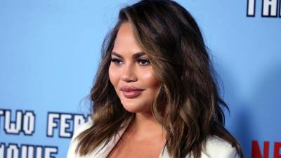 Chrissy Teigen Apologizes to Courtney Stodden for Past Twitter Bullying - thewrap.com