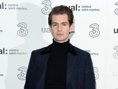 Andrew Garfield Jokes That He’s Willing To Let People Pay Him To Whisper His Iconic ‘Social Network’ Line In Their Ear If He’s Ever Short On Cash - etcanada.com