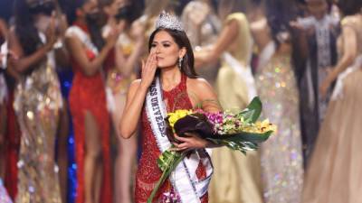 Miss Mexico Andrea Meza Crowned Miss Universe - www.etonline.com - Mexico - Florida - city Hollywood, state Florida