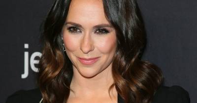 Jennifer Love Hewitt, 42, announces she's pregnant with her third child - www.ok.co.uk - USA