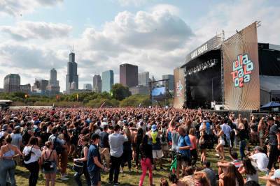 Lollapalooza will be back at full capacity as Chicago’s COVID rates decline - nypost.com - Chicago - Illinois