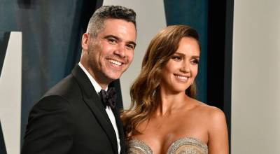 Jessica Alba & Cash Warren Reveals What Happened When Their Daughter Walked In on Them in the Bedroom - www.justjared.com