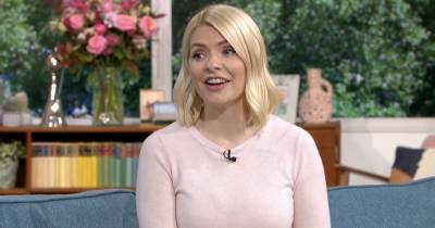 Holly Willoughby's image used as the face of crypto currency scam without her permission - www.ok.co.uk - Britain - county Phillips