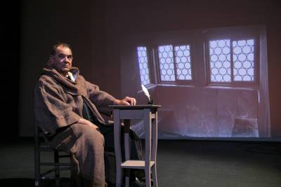 George Mason University’s ‘Luther’s Trump’ will stretch your imagination with its “hybrid” production - www.metroweekly.com