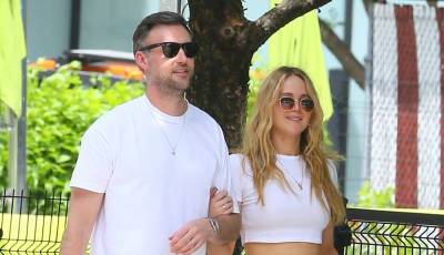 Jennifer Lawrence Bares Her Midriff During Weekend Outing with Husband Cooke Maroney - www.justjared.com - New York - county Cooke