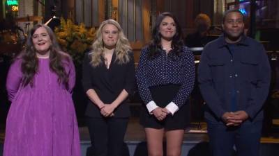 'Saturday Night Live' Opens With Tears and Laughs as Castmembers Reflect on the Past Year - www.etonline.com