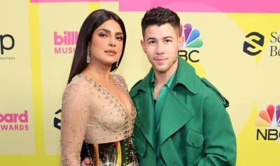 Host Nick Jonas Gets Support from Wife Priyanka Chopra at Billboard Music Awards 2021! - www.justjared.com - Los Angeles