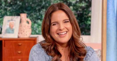 Binky Felstead treated to a showstopping cake for her baby shower – fans react - www.msn.com - Chelsea
