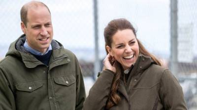 See Kate Middleton's Reaction When a Little Boy Asks If She's a Prince - www.etonline.com - Scotland
