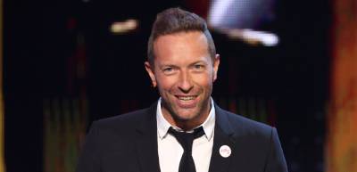 Chris Martin Shares Risque Joke About Elton John at iHeartRadio Music Awards 2021 - Watch! - www.justjared.com - Los Angeles