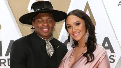 Jimmie Allen Marries Alexis Gale - www.etonline.com - county Story - county Rich