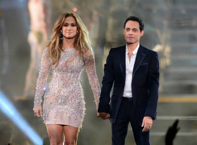 Jennifer Lopez Spotted Chatting To Ex Marc Anthony Over Coffee In Miami - etcanada.com - Miami - county Coffee