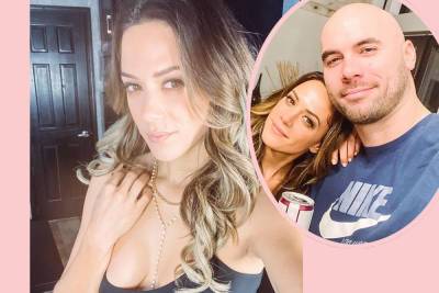 Jana Kramer Reveals AWFUL Details About Mike Caussin & So-Called Friends In Emotional First Podcast Since Divorce! - perezhilton.com