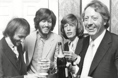 Frank Marshall On The Rise & Fall & Rise Again Of The Bee Gees In His HBO Docu ‘How Can You Mend A Broken Heart’ – Crew Call Podcast - deadline.com