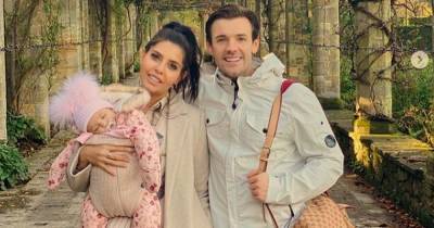 Cara De La Hoyde and Nathan Massey lauch 'real' Instagram home account for parents - www.ok.co.uk