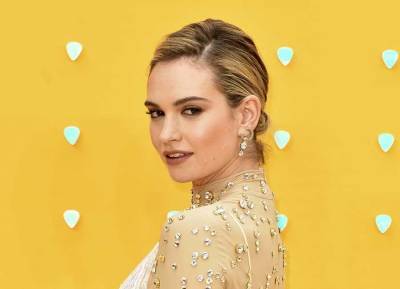 Lily James looks the spitting image of Pamela Anderson in raunchy pictures for new TV series - evoke.ie - Britain - Greece - county Anderson