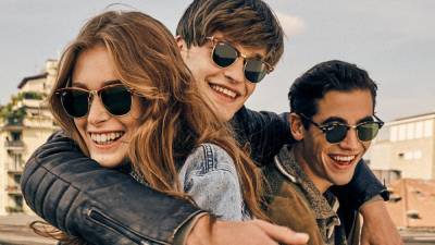 Amazon Memorial Day Deals Still Available on Ray-Ban Sunglasses - www.etonline.com