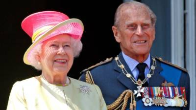 Queen Elizabeth Receives Touching Gift to Mark What Would Have Been Prince Philip's 100th Birthday - www.etonline.com