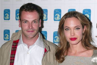 Angelina Jolie Spotted At Ex-Husband Jonny Lee Miller’s Home - etcanada.com - city Brooklyn