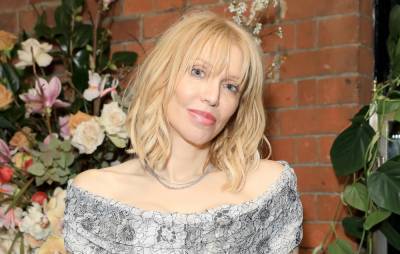 Courtney Love apologises after hitting out at Dave Grohl and Trent Reznor - www.nme.com