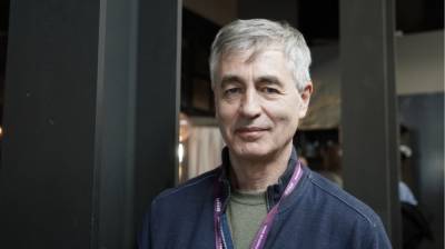 Director Steve James On Documenting Chicago In ‘City So Real,’ And Grabbing A Beer With Mayor Lori Lightfoot. Or Not. - deadline.com - Chicago