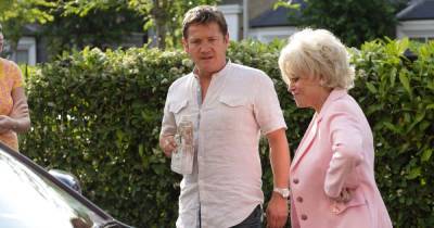 EastEnders legend Sid Owen's return to soap 'halted over pay dispute' - www.ok.co.uk
